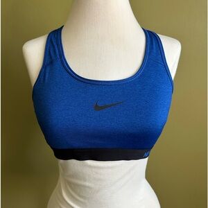 Nike Pro Sports Bra